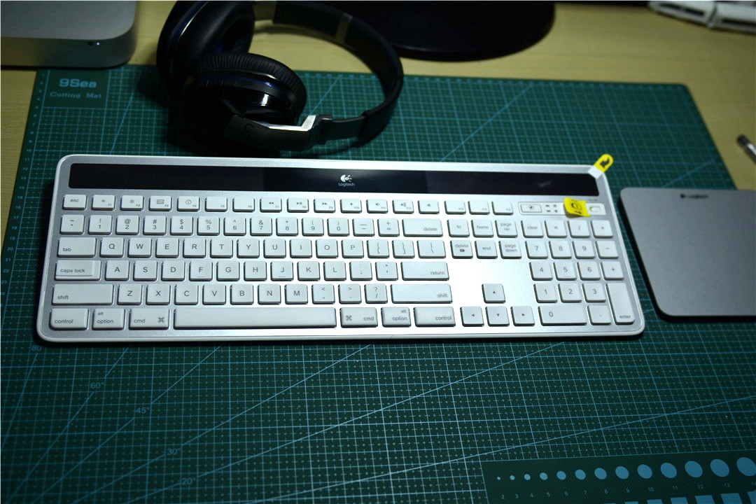 罗技k750无线太阳能键盘,罗技k270无线键盘测评