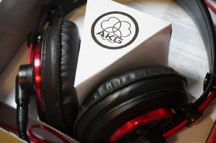 akgk240r闅炬帹,akgk240r鑰虫満