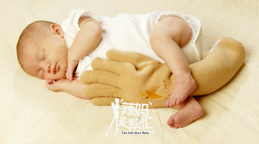 宝宝四肢爬的几种训练方法,锻炼宝宝爬行教学环节