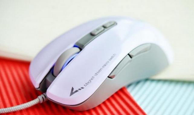 吃鸡鼠标富勒g90pro,富勒g90evo鼠标测评