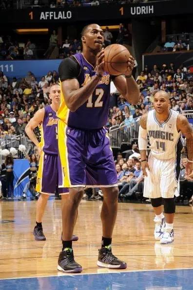 纪录是他们伟大的证明，而你有你自己的故事