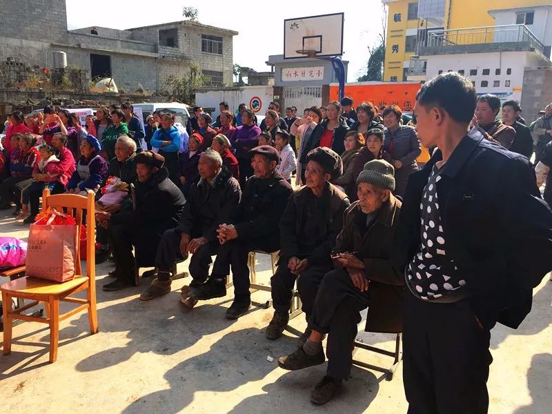 墨翰“孝行天下”主题活动暖人心