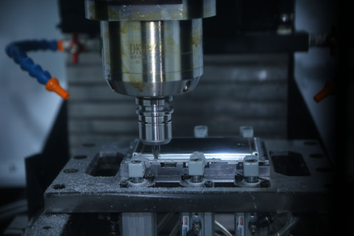 鏈哄簥琛屼笟鐮村眬鑳屾櫙鍒嗘瀽,宸ヤ笟鏈哄簥宸ㄥご