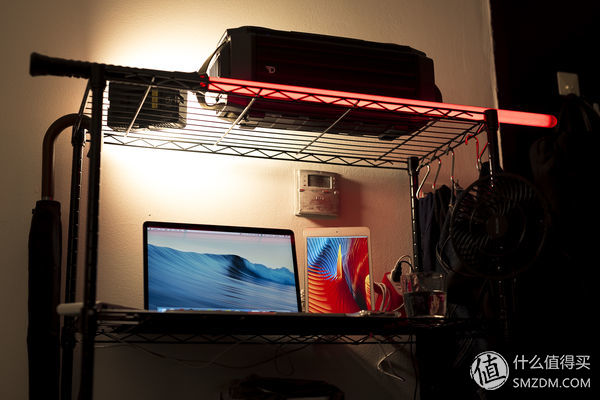 打造高颜值办公桌,打造舒适办公桌