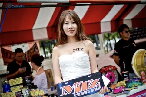 南台车展【SOL/ASTONE/THH】多款彩绘头盔亮相