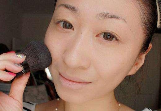 经常熬夜肤色暗沉发黄怎么内调,经常熬夜脸色暗黄有办法补救吗