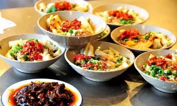 成都西成高铁旅游攻略,西成高铁和川青铁路