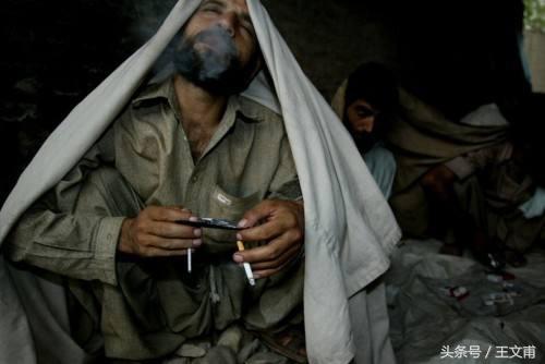 吸毒会让我们陷入什么的泥潭,吸毒使人丧心病狂