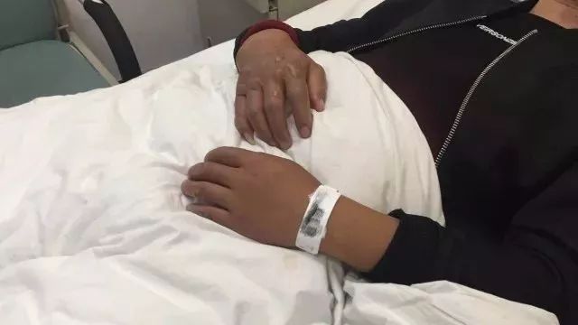 突然满大街流行起了夜*气光**球，可是小心啦，已经有人被烧伤送医