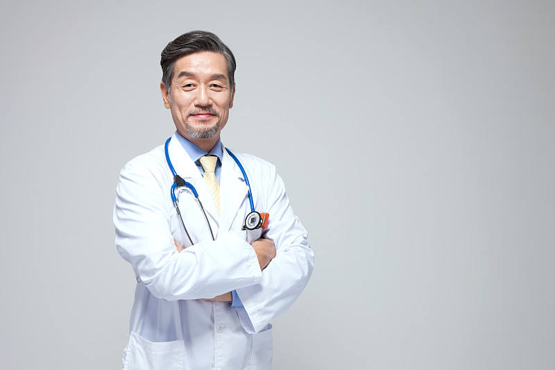 脱发的悲哀：美和丑只差一撮头发的距离！权威教你如何防脱发生发