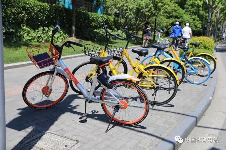 桑普多利亚与Joma续约；KingCamp获金圆规奖；中消协呼吁免押金……