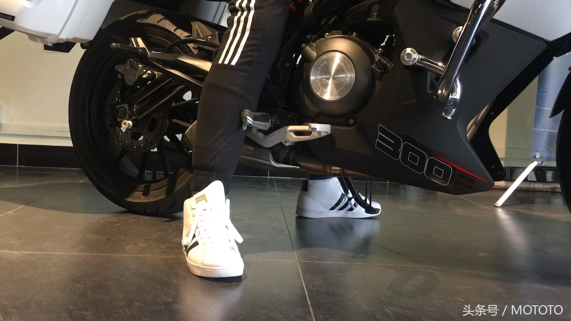 贝纳利300巡航车价格,贝纳利300巡航摩托车报价