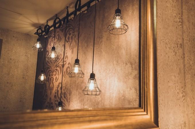 鍐呭崕杈惧窞鑻辨枃姝屾洸,鍐呭崕杈惧窞鐨勬瓕