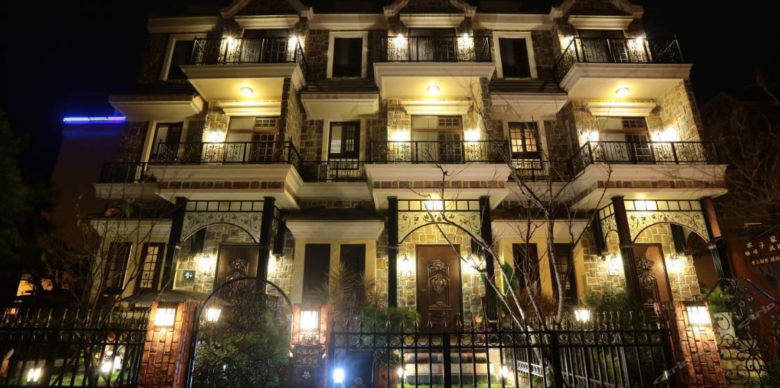 花莲民宿地中海恋人海景,台湾高雄花莲民宿