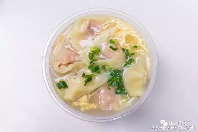 这家汉口深巷咖啡馆里的抄手摊，文青云集，肠粉只卖7元