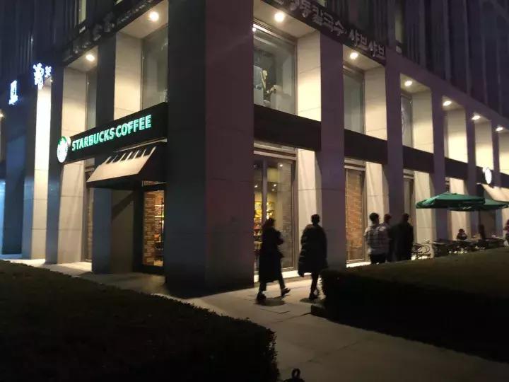 星巴克杭州8店声音分贝测试,客群、社会文明剪影