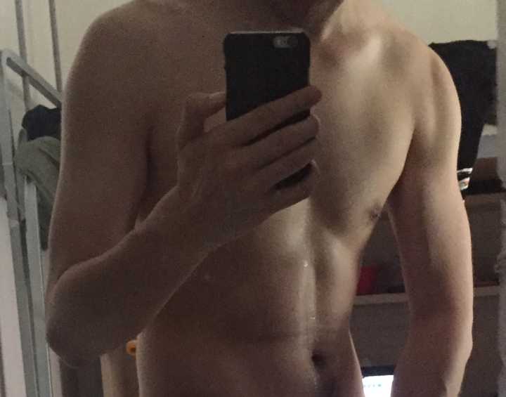 系统健身一年半胸肌变化,健身怎么让胸肌更有型