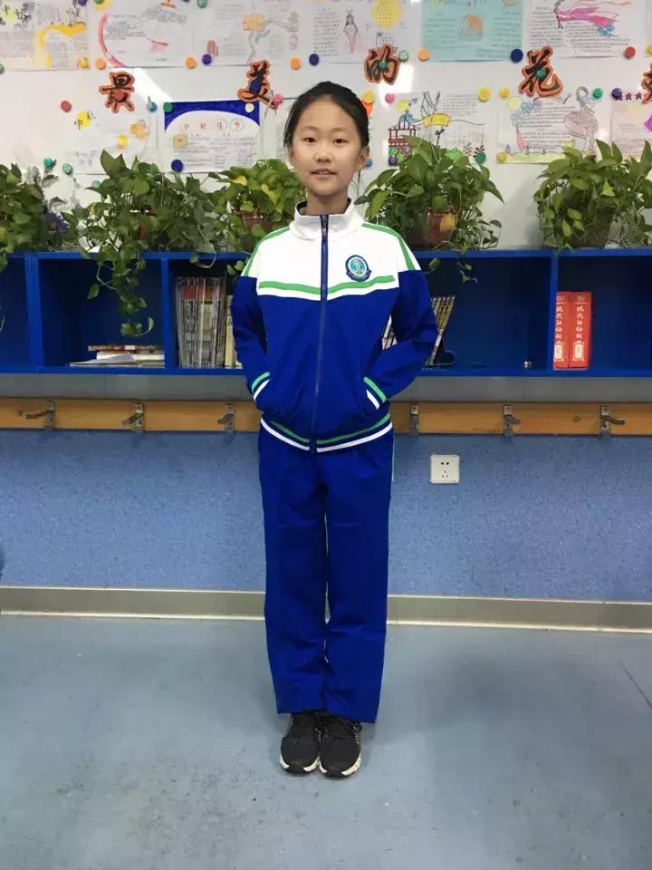 今年学校最流行的校服,最好看的春夏秋冬校服