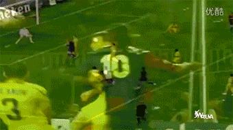 小罗绝技牛尾巴,小罗圆月弯刀