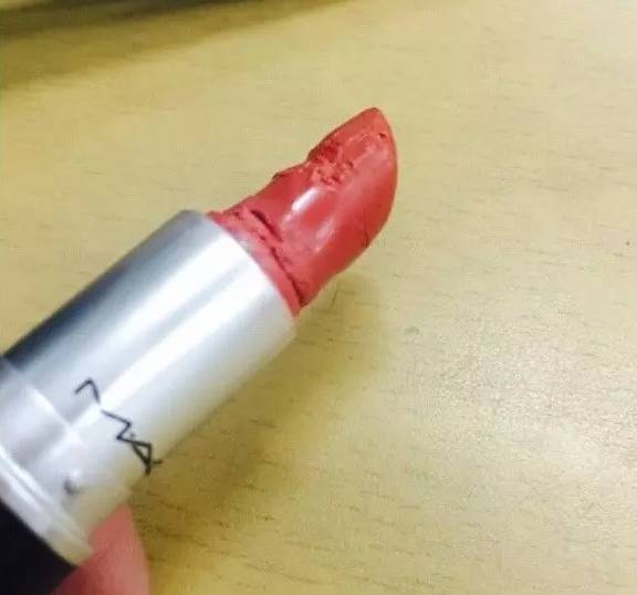 口红断了不要慌,口红断了修不好了怎么办
