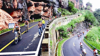 体育赛事如何与旅游相结合,体育与旅游融合发展的挑战有哪些