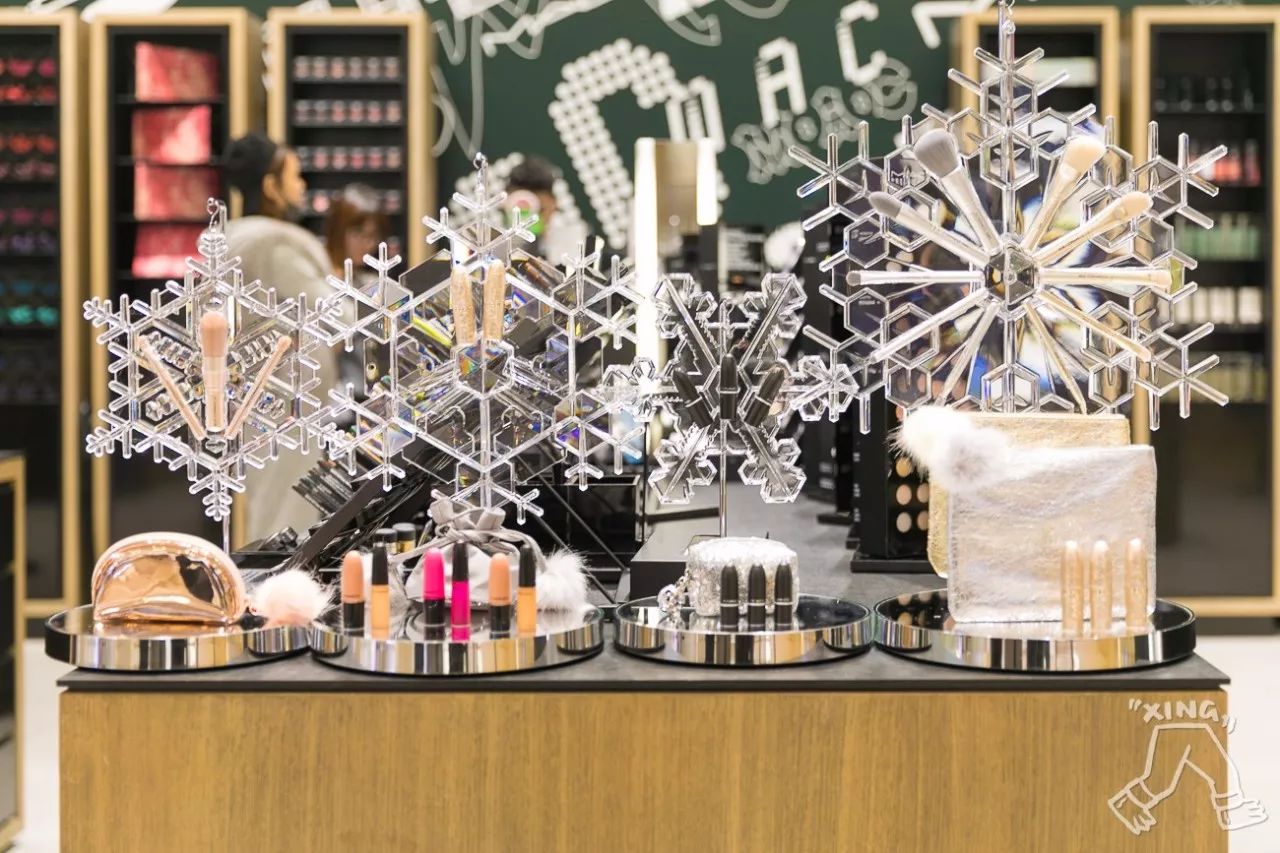 2018褰╁澶х墝鍦ｈ癁濂楄,鍓佹墜褰╁