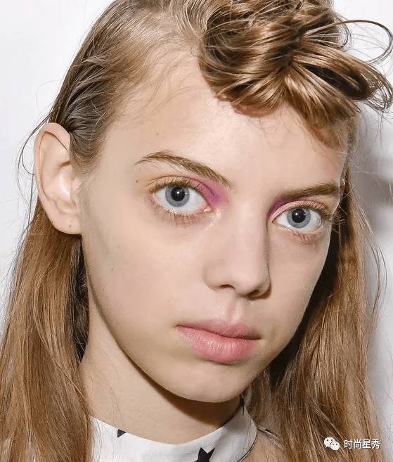 小s复古妆容,小烟熏眼妆小s