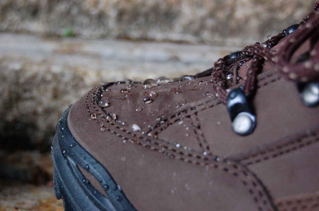 lowa登山鞋mk2测评,lowa登山鞋zephyr