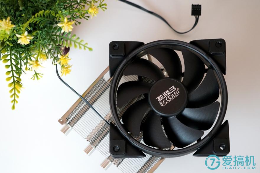 超频三下压式散热器测试,散热效果好