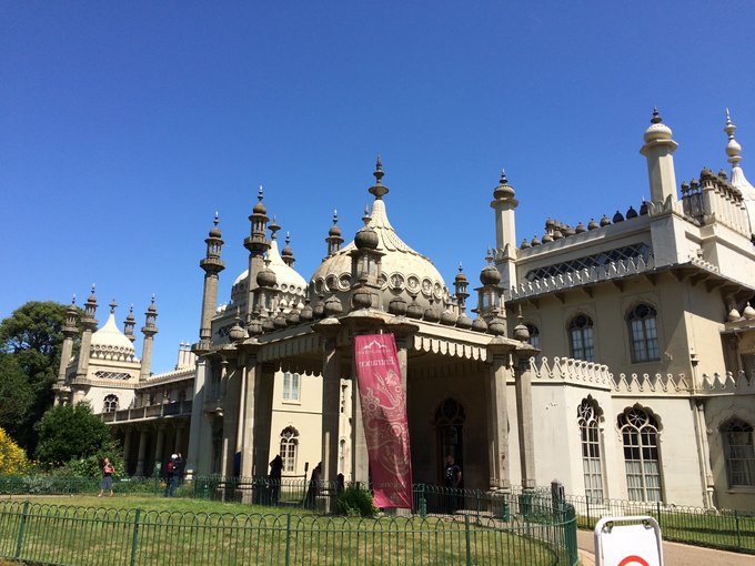 【已完结】英格兰苏格兰18日游记——美景、历史、足球、文化全体验(含挡风玻璃损坏以及车胎被扎处理经过)