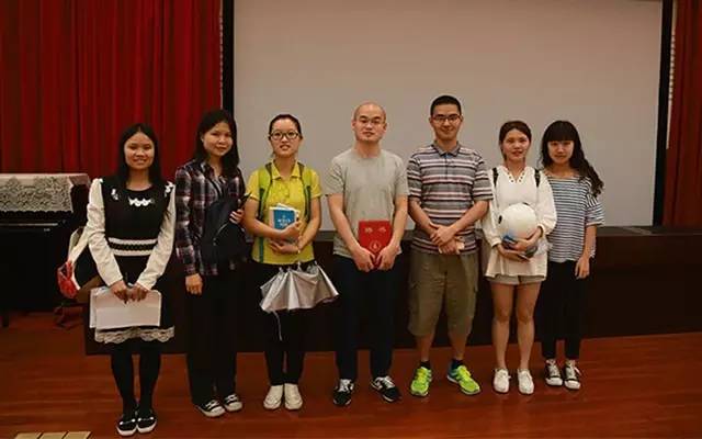 从放牛娃到大学教授,14岁少年辍学成大学教授