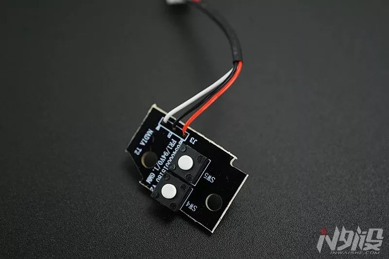 雷蛇那伽梵蛇进化版拆解,razer那伽梵蛇v2专业版