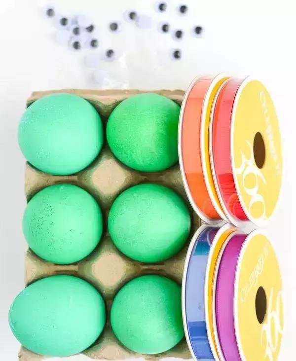 幼儿园鸡蛋的玩法大全,幼儿园护蛋绘画图片小男孩喜欢的