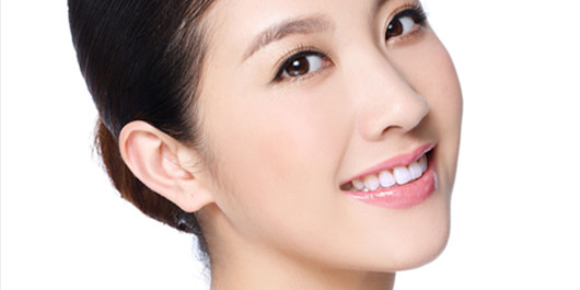 膨体隆鼻和硅胶哪个更好,膨体和硅胶哪种隆鼻最安全永久