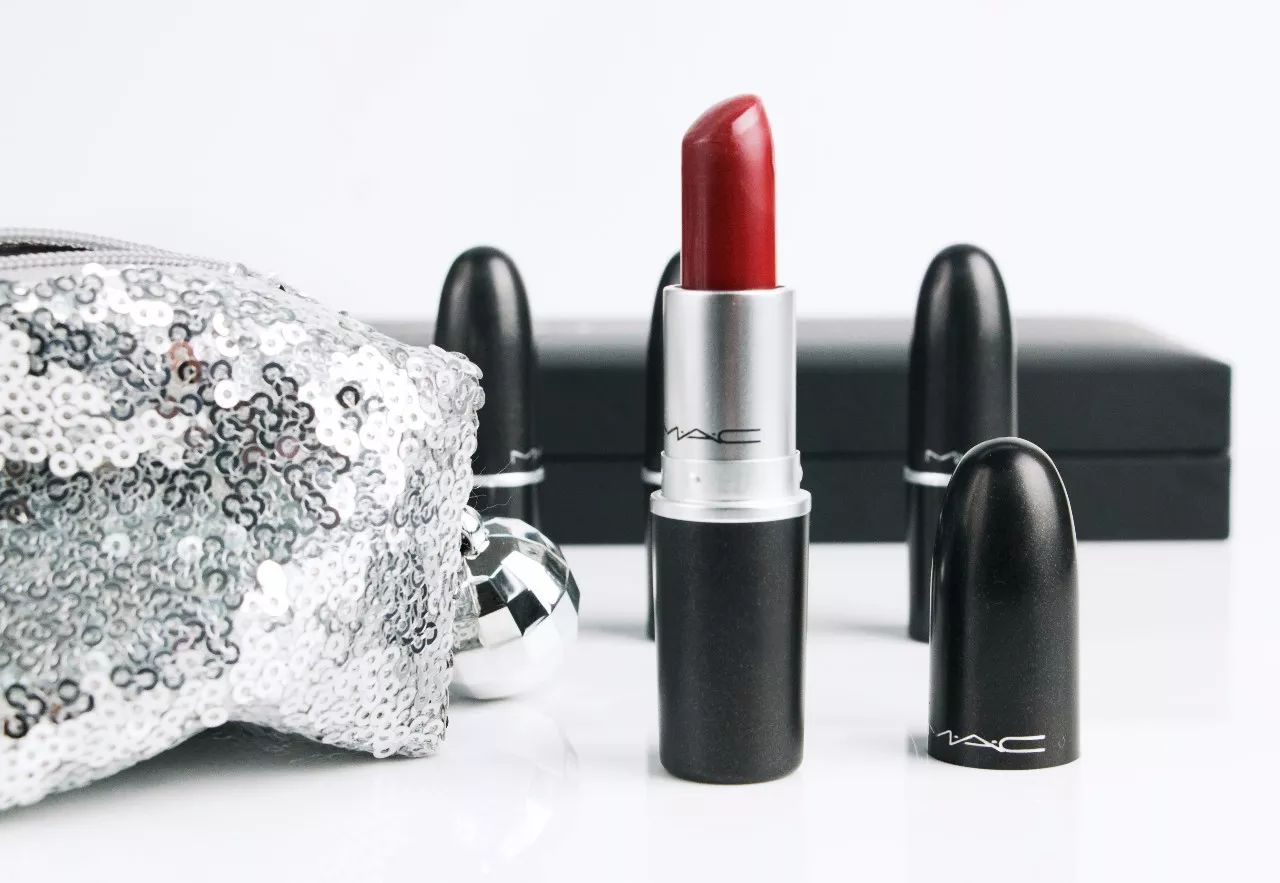 最显白的十支大牌口红,2019最火的100支口红全试色