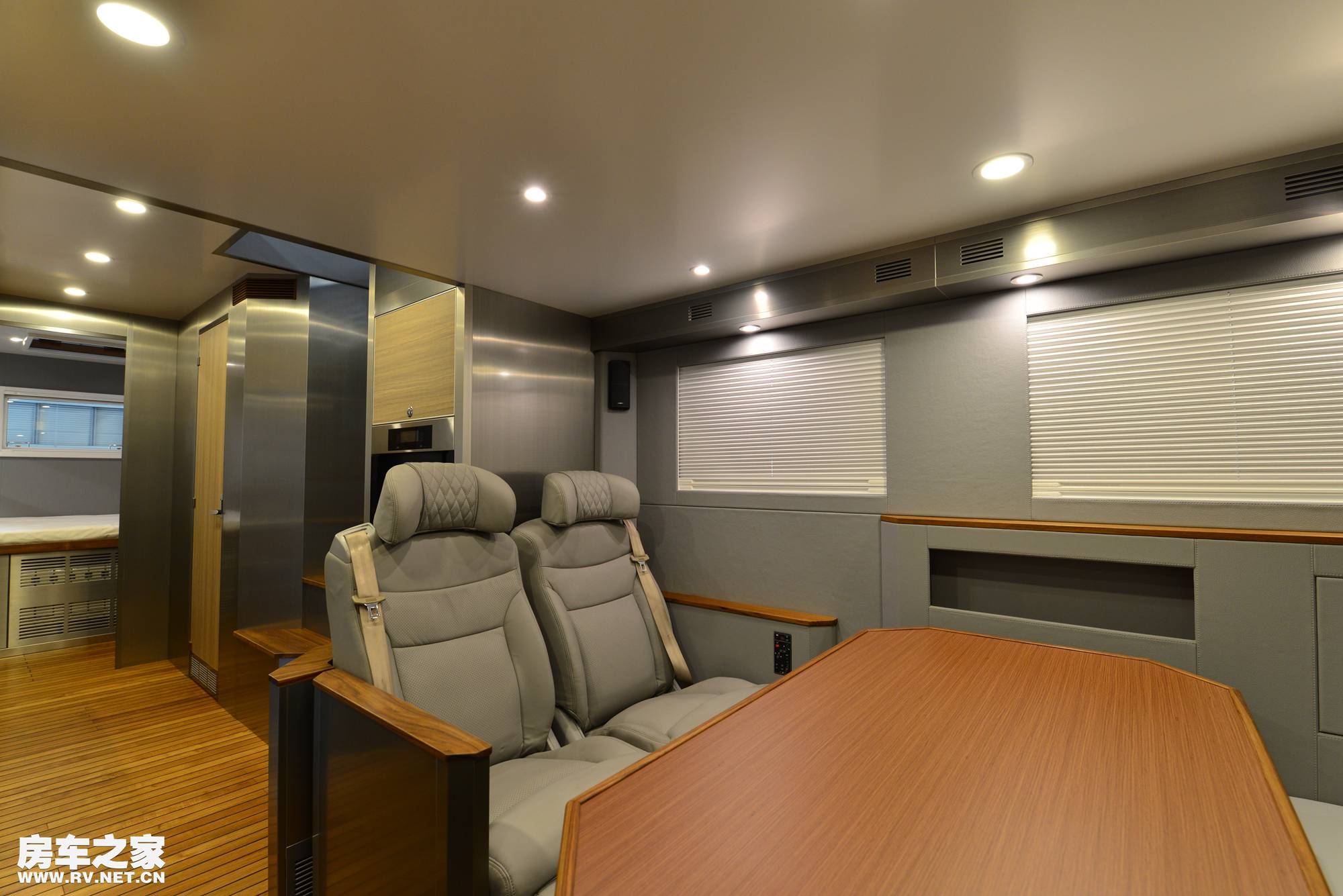 阿莫迪罗征服者越野房车多少万元,阿莫迪罗征服者多少钱