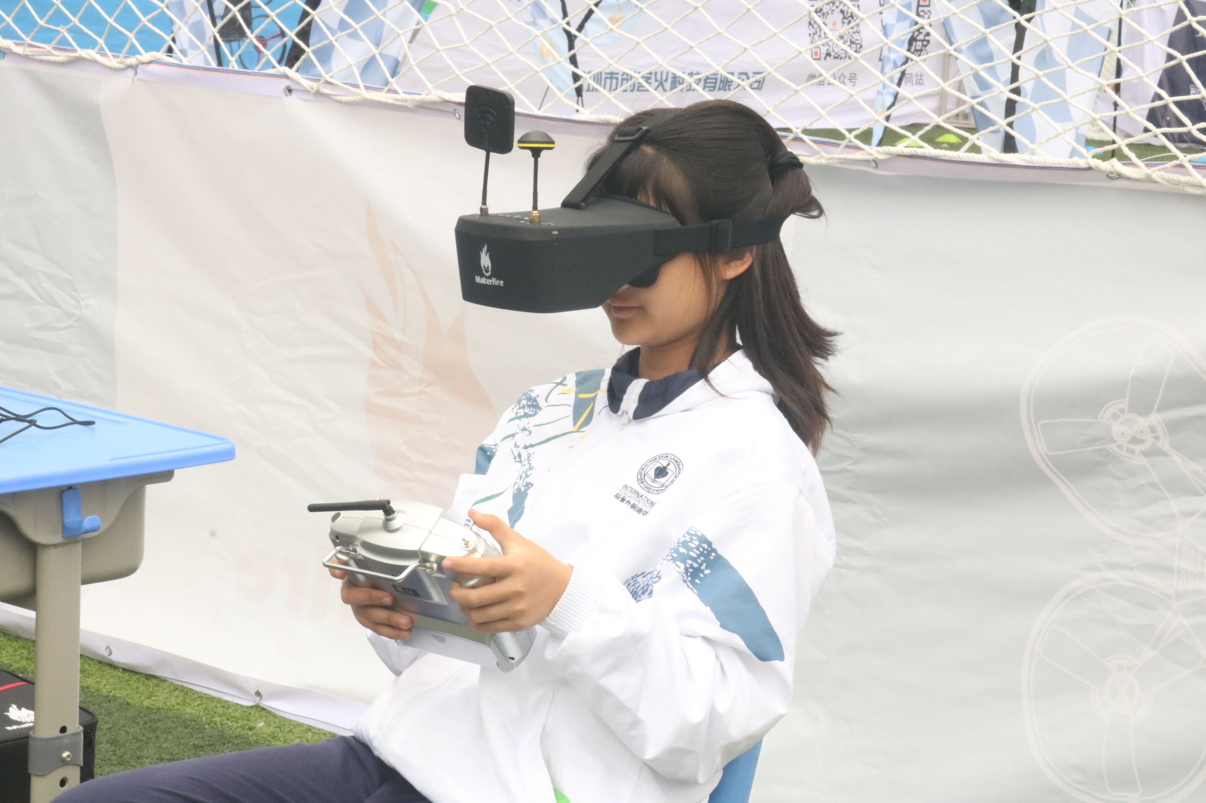 深圳青少年无人机大赛,无人机科技节表演