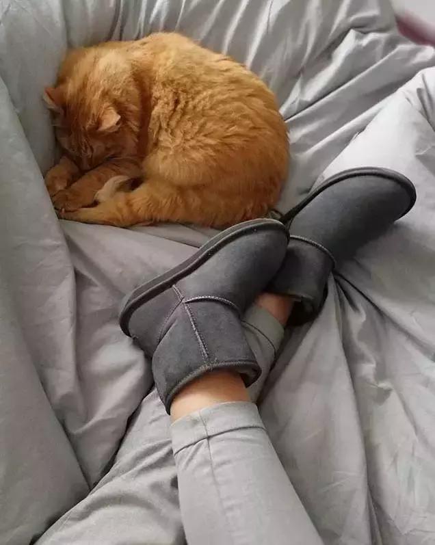 比ugg还早的雪地靴品牌,除了ugg还有什么好穿的鞋