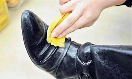 香蕉皮竟然还能这样用,香蕉皮对皮肤有什么好