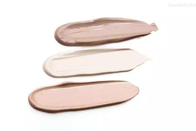 一路开挂底妆全线测评全是大实话,值得买的第一瓶大牌粉底液