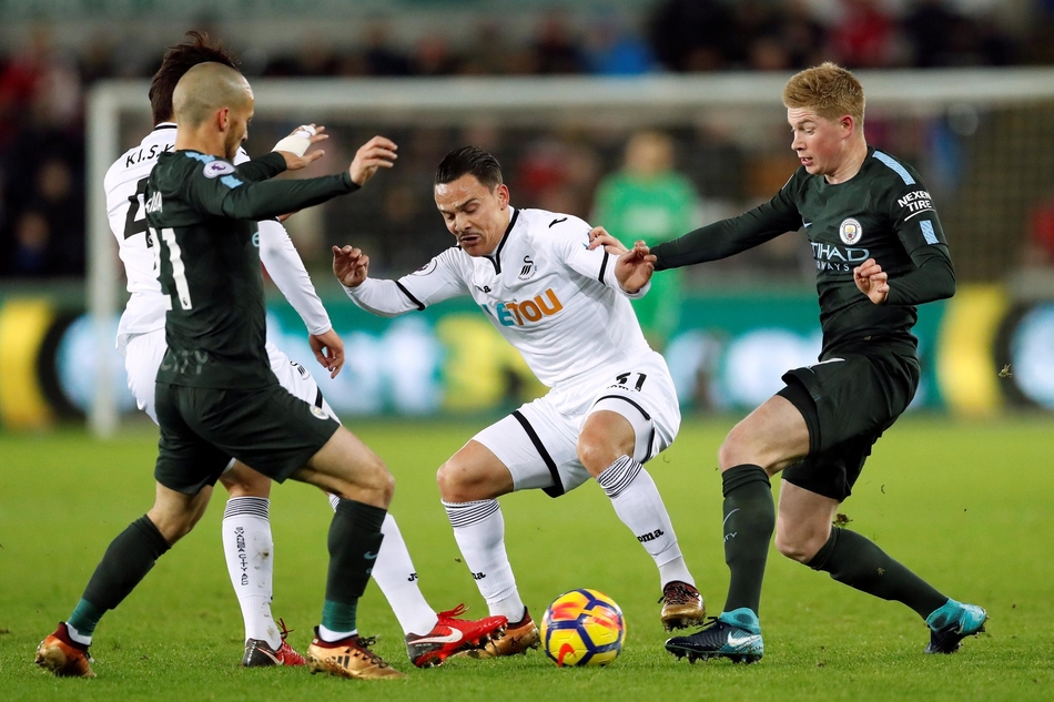 低价甩卖之人已成英超最强中场此时阿布万马奔腾穆帅依然嘴硬