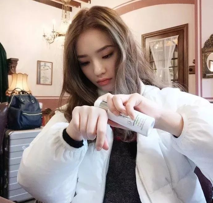 李沁同款包,李沁的包