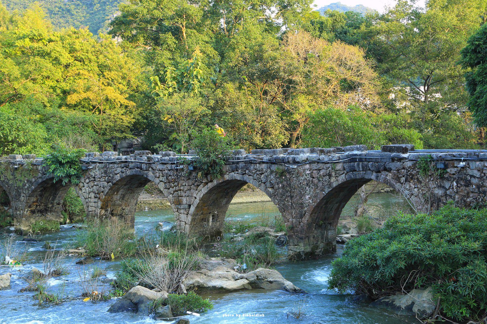 天等小记-登一座山爱一座城看一片天等日夕晨