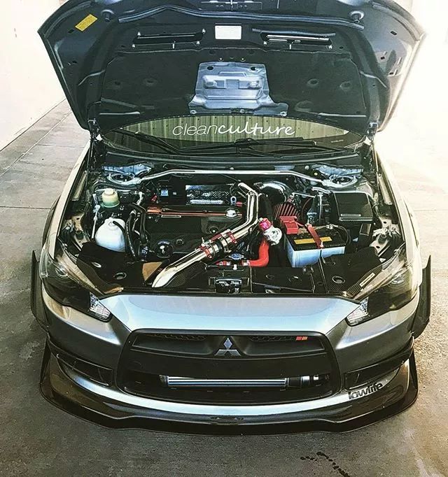 三菱evo对比翼神evo,三菱翼神改evo多少钱