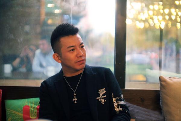 社会你球姐最新直播视频,社会你球姐直播间视频