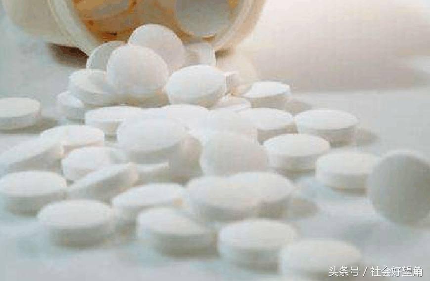 妈妈服下几十颗*眠药安**，女儿却狠心放弃治疗！