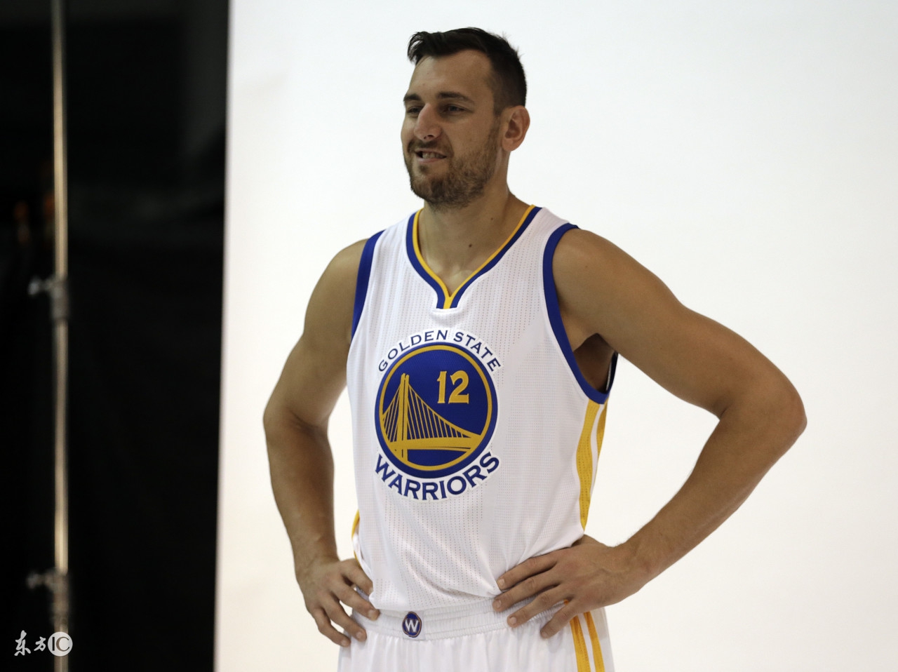 詹姆斯三双战胜步行者,詹姆斯哈登三双惜败