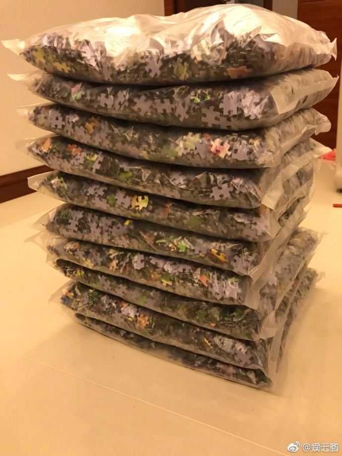 岳云鹏给雷佳音送什么礼物,岳云鹏和雷佳音三万块拼图在哪买