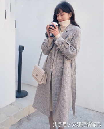 复古腔调千鸟格外套，不论搭配裤子还是裙装都很时尚