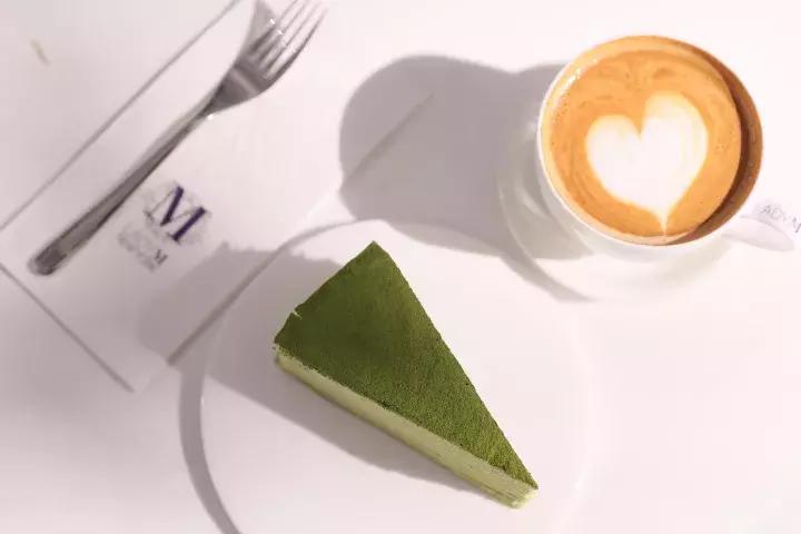 甜蜜的LadyM来到新天地,今后约在世界唯一包间!